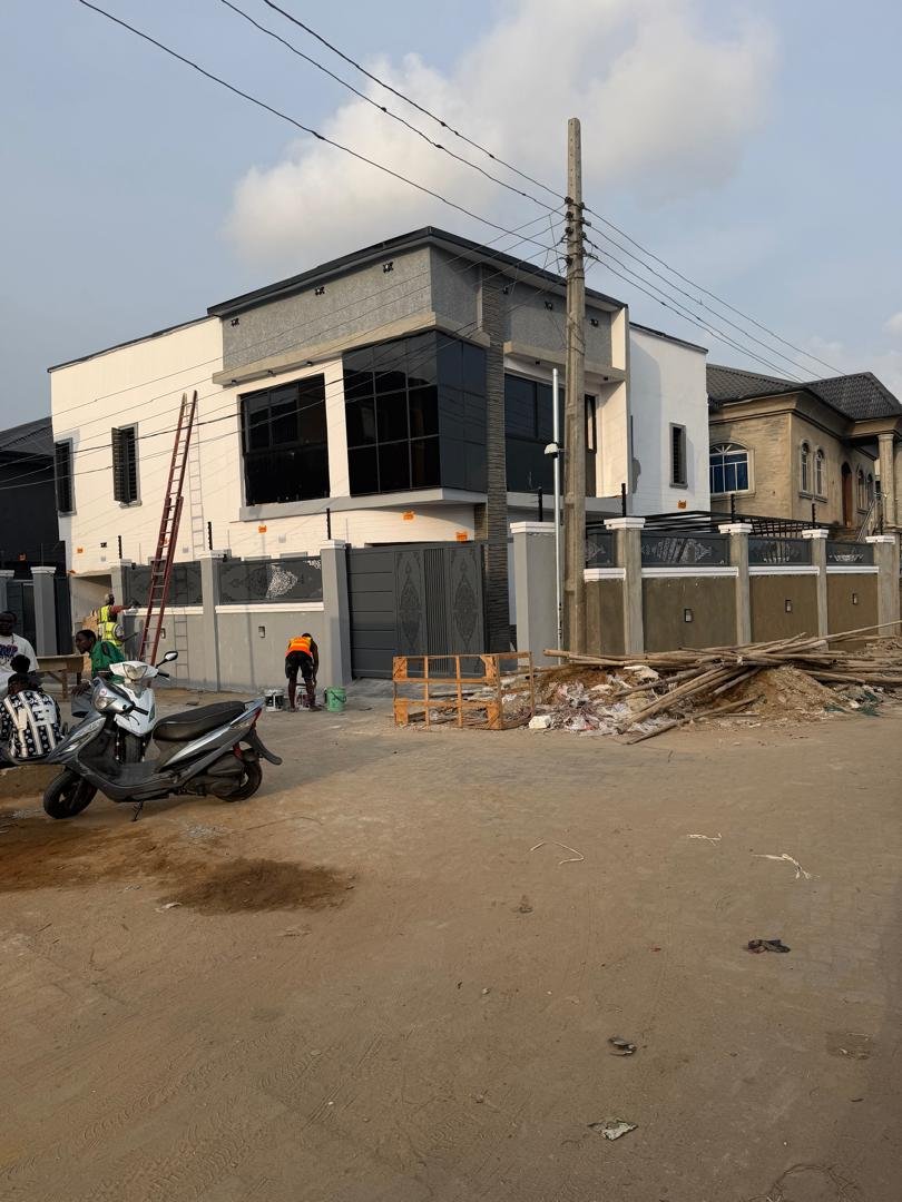 Luxury residential construction by Frimaz Building Construction ONM 123 Ikoyi